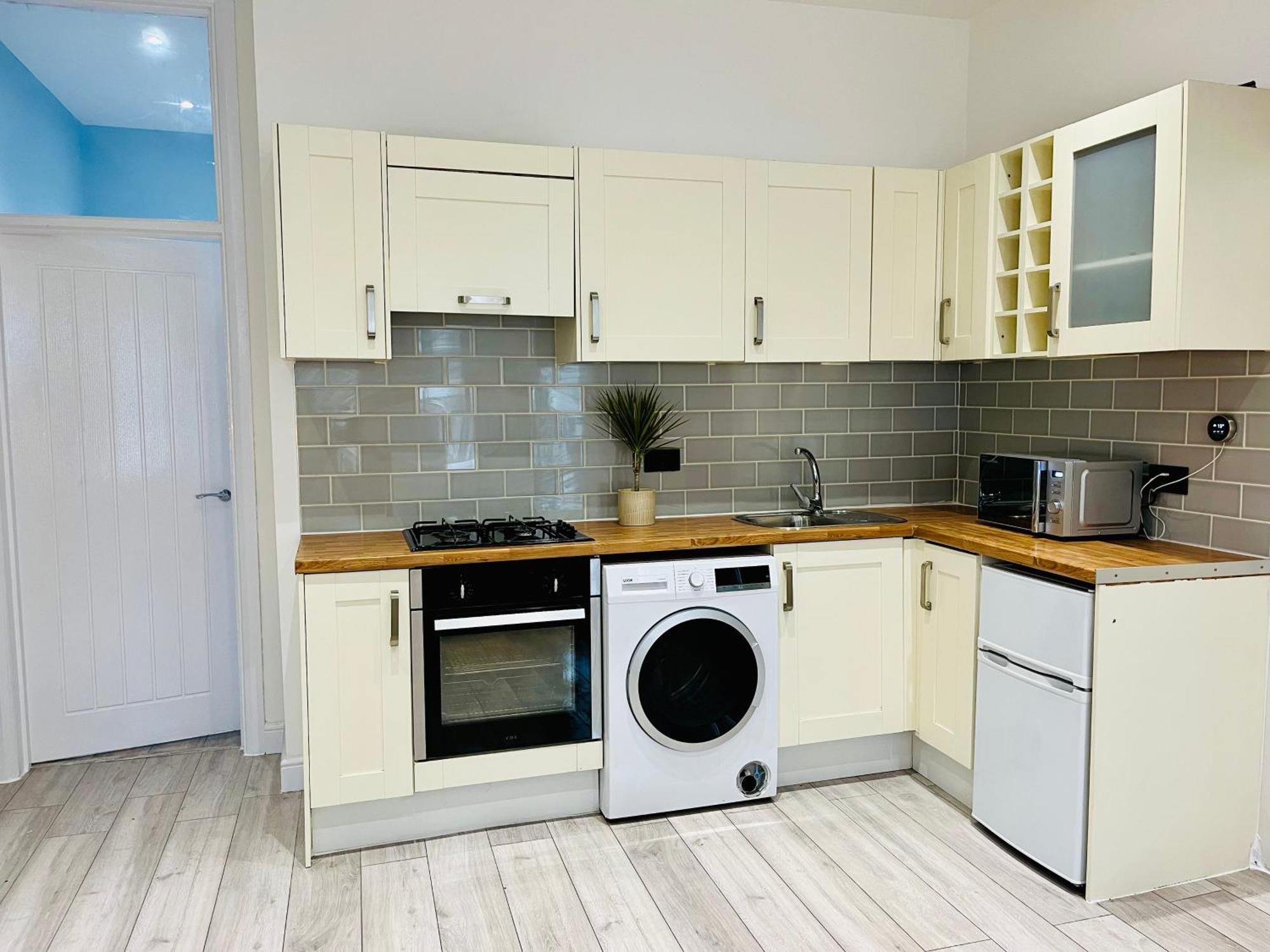 Modern Flat With Garden- 10Min Uber To Harry Potter Studios Watford  Kültér fotó